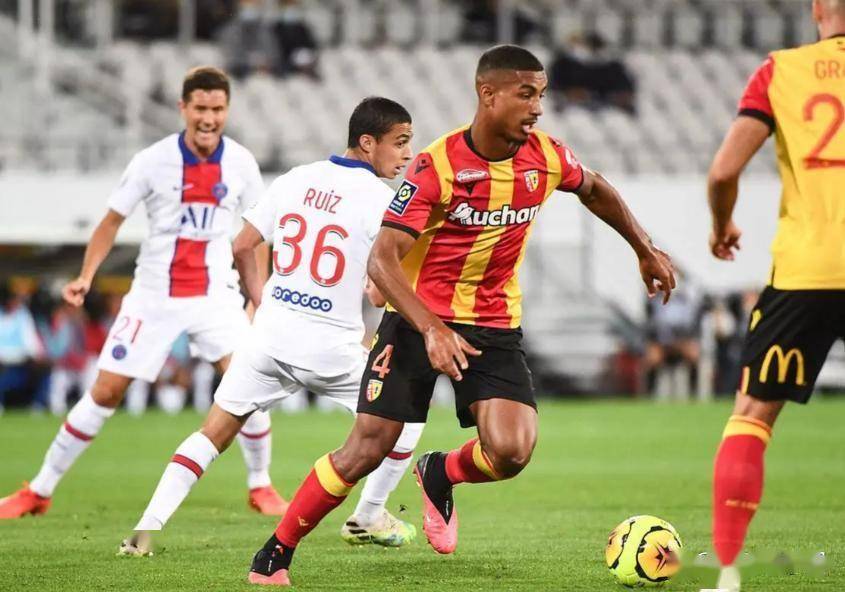 中国官网-包含里昂主场逆转蒙彼利埃，球队士气大振的词条